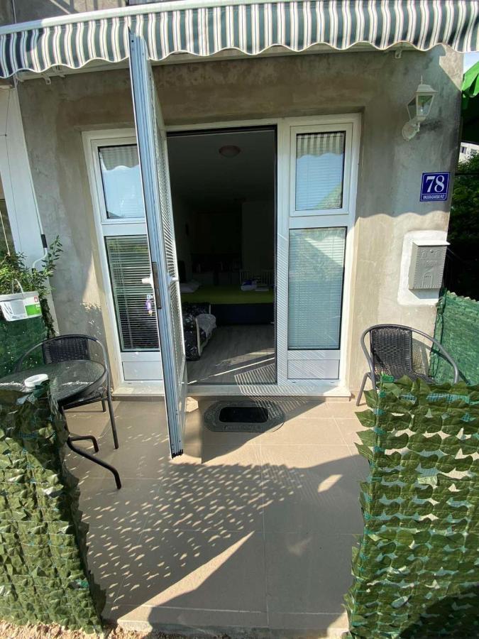 Apartment Iva Bijela Exterior photo